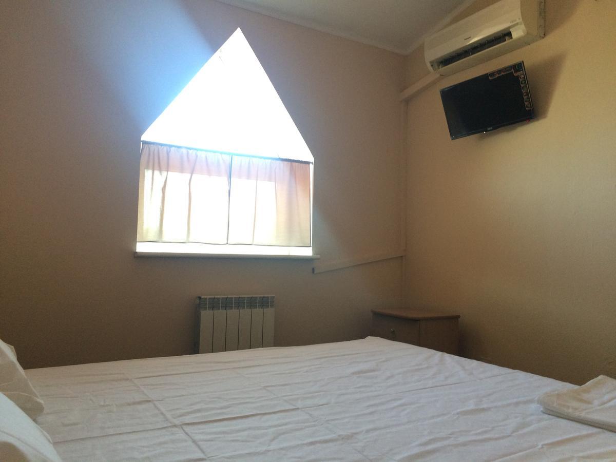 Hostel Kryvyi Rih Exterior photo